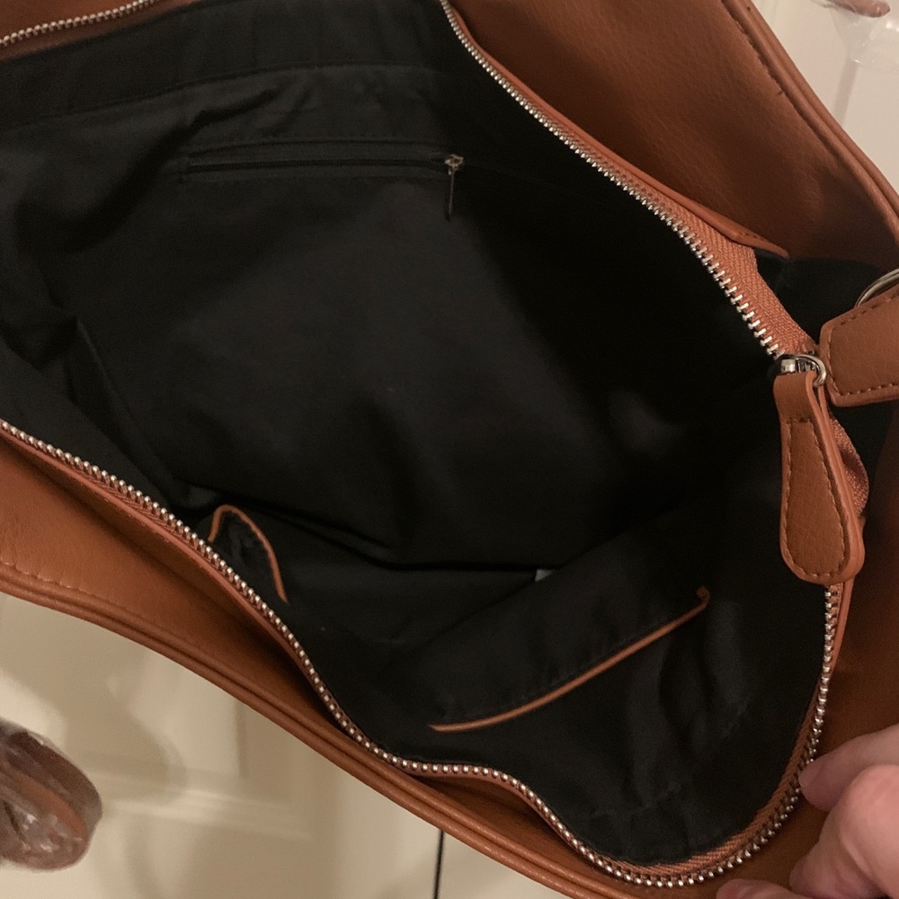 Bolzano Leticia Handbag - Picture 6 of 8